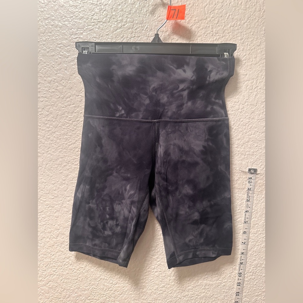 Lululemon align high rise shorts A71